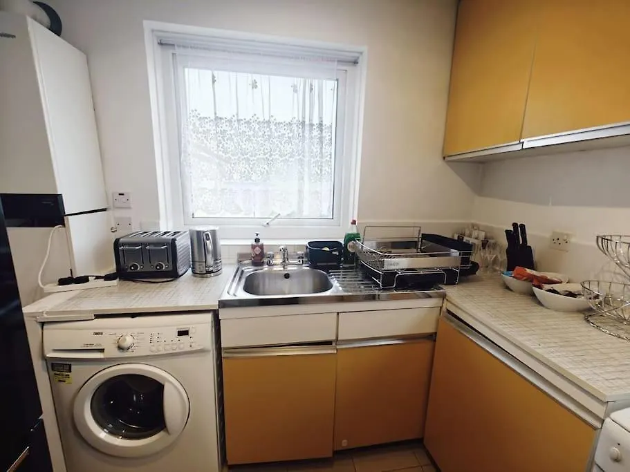 City Airport Apartment London