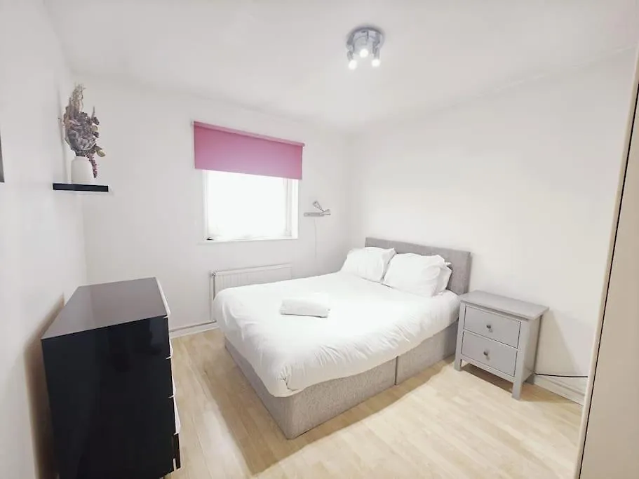 City Airport Apartment London