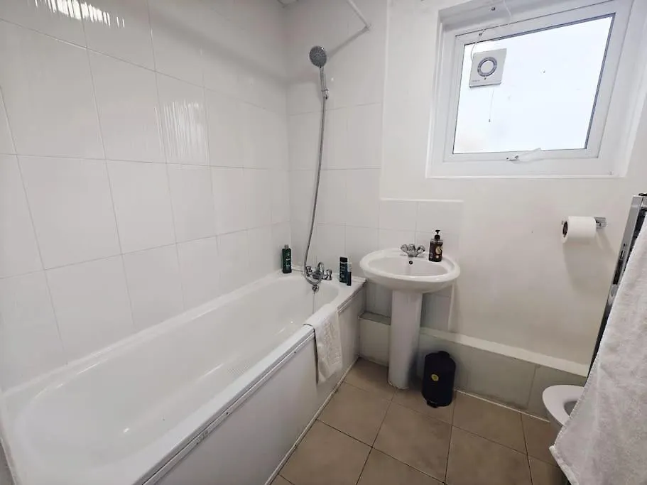 City Airport Apartment London